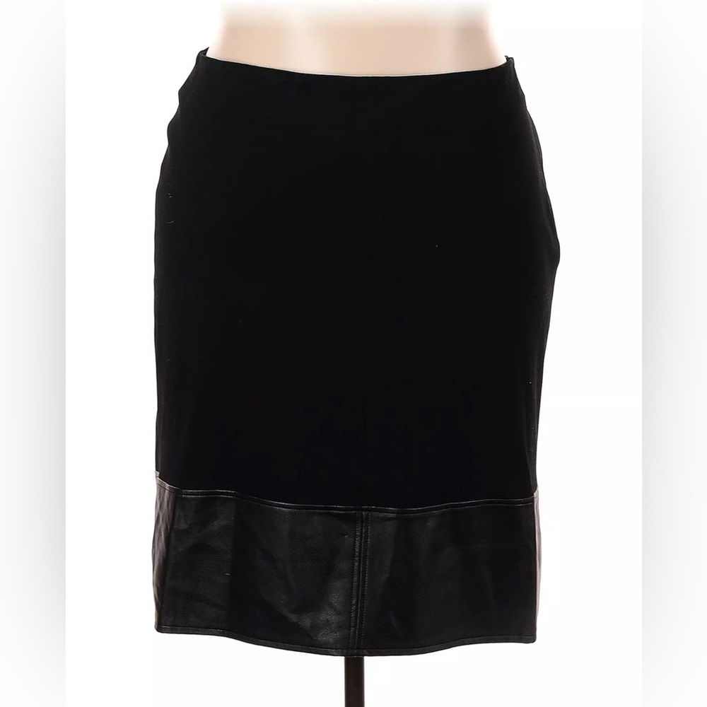 Pixley women’s black pencil skirt with faux leather, size medium, EUC